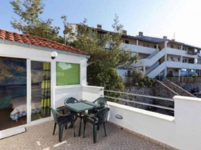 Aquarium Duplex - Duplex Two-Bedroom Apartment with Terrace